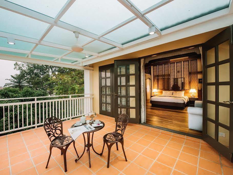 Botanica Mansion Bed & Breakfast Balik Pulau Eksteriør bilde