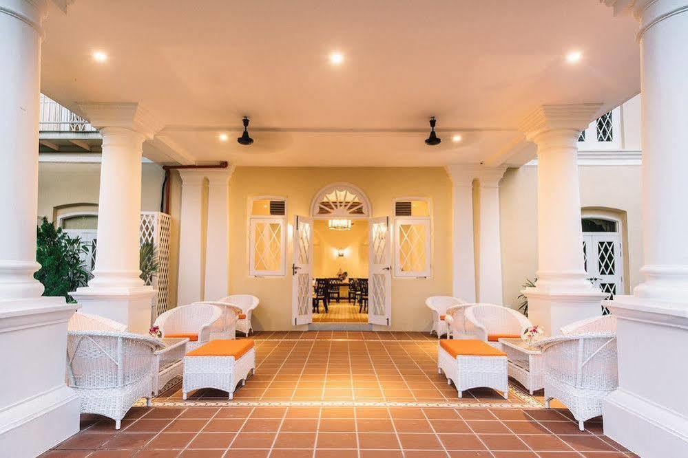 Botanica Mansion Bed & Breakfast Balik Pulau Eksteriør bilde