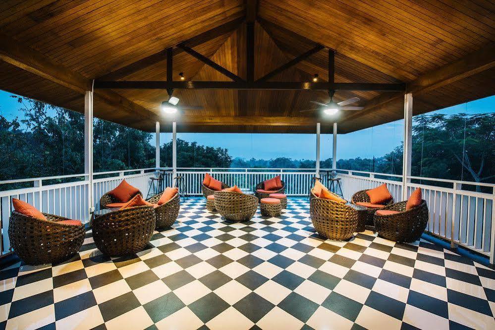 Botanica Mansion Bed & Breakfast Balik Pulau Eksteriør bilde